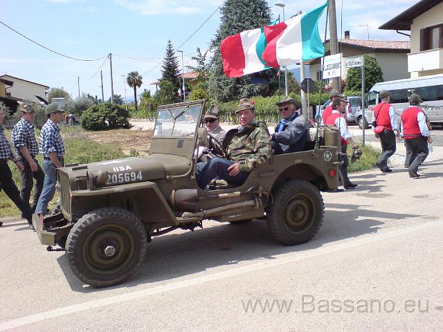 Adunata Alpini BAssano 2008 MK-512.JPG